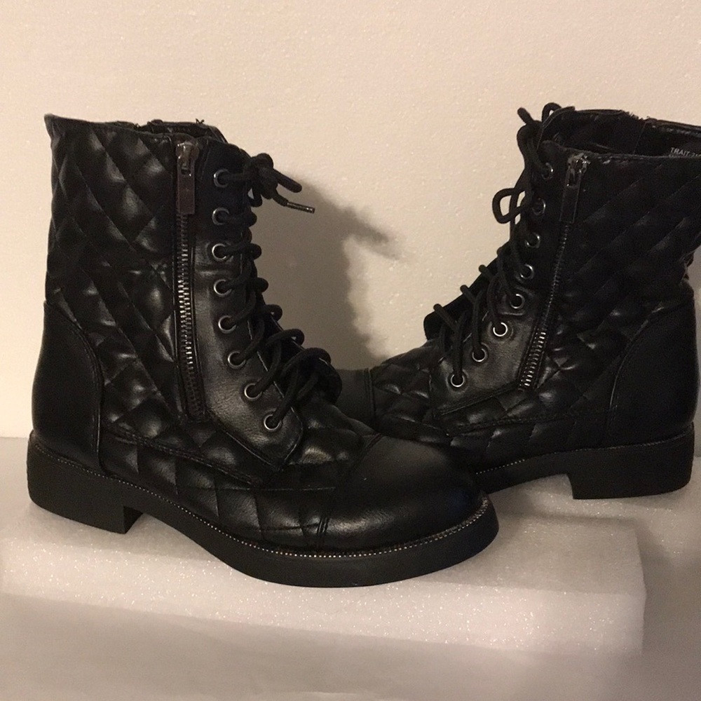 Rou9e Ankle boots